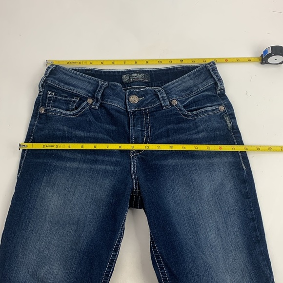 Silver Jeans Suki Mid Bermuda Shorts Dark wash denim Stretch Size 31 Distressed - Picture 7 of 9